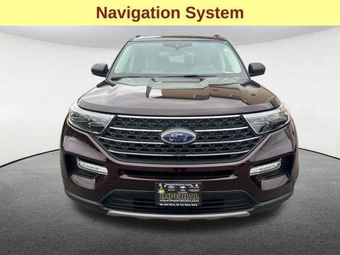Used 2022 Ford Explorer XLT w/ Equipment Group 202A AWD/4WD image 4