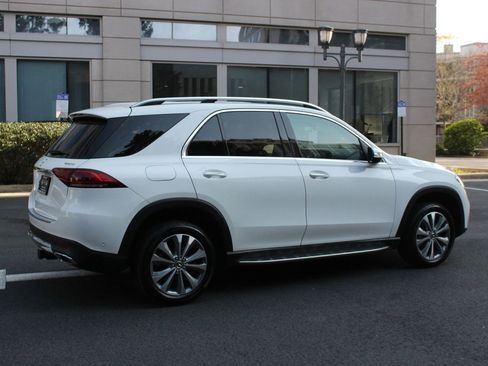 Used 2020 Mercedes-Benz GLE 350 4MATIC w/ Premium Package image 7