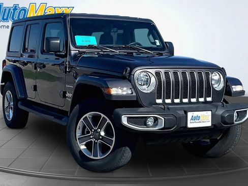 Used 2021 Jeep Wrangler Unlimited Sahara w/ Uconnect 4C Nav & Sound Group AWD/4WD image 5