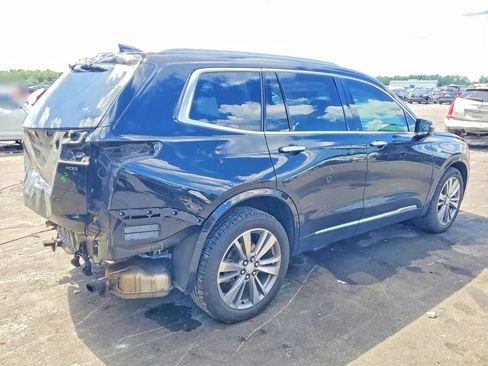 Used 2022 Cadillac XT6 Premium Luxury FWD image 3