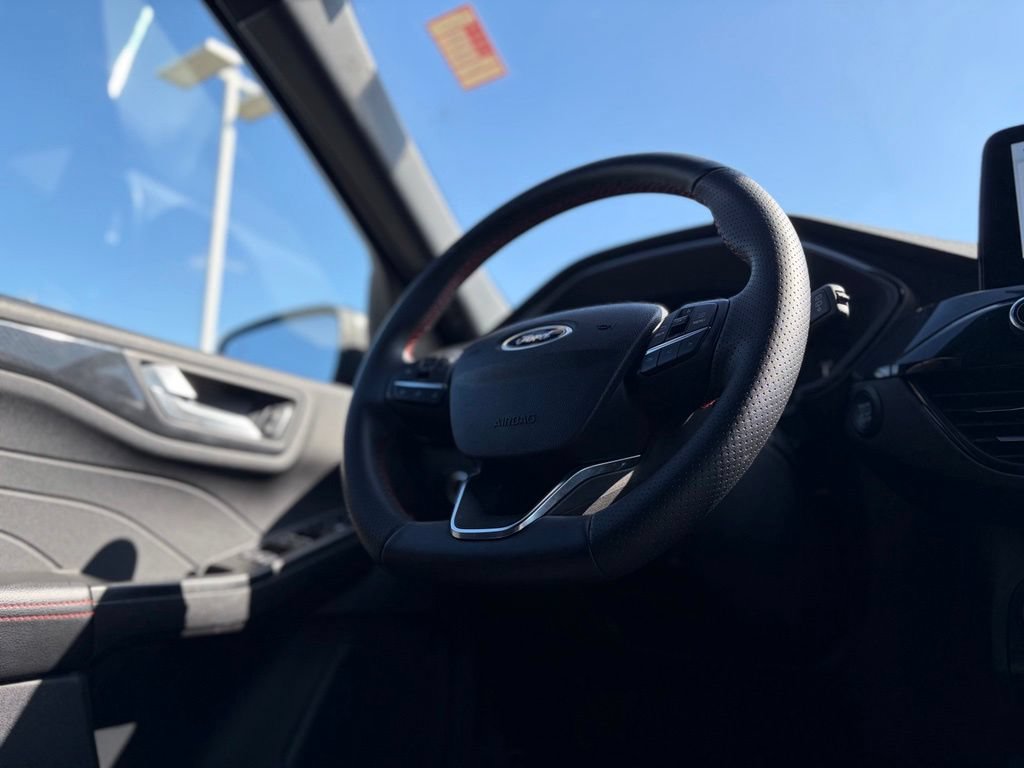 Used 2025 Ford Escape ST-Line AWD/4WD image 37