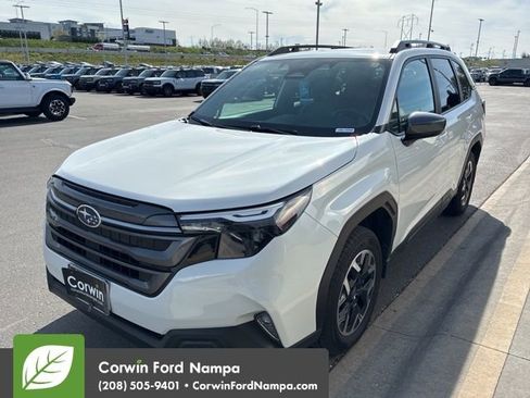 Used 2026 Subaru Forester Premium image 12