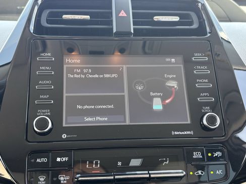 Used 2021 Toyota Prius XLE w/ Carpet Mat Package (TMS) AWD/4WD image 24