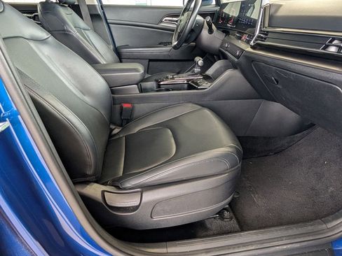 Used 2023 Kia Sportage EX FWD image 21