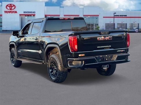 Used 2023 GMC Sierra 1500 AT4X image 5