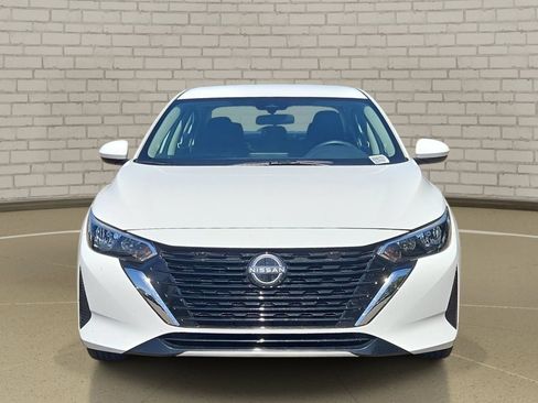 Used 2025 Nissan Sentra S FWD image 2