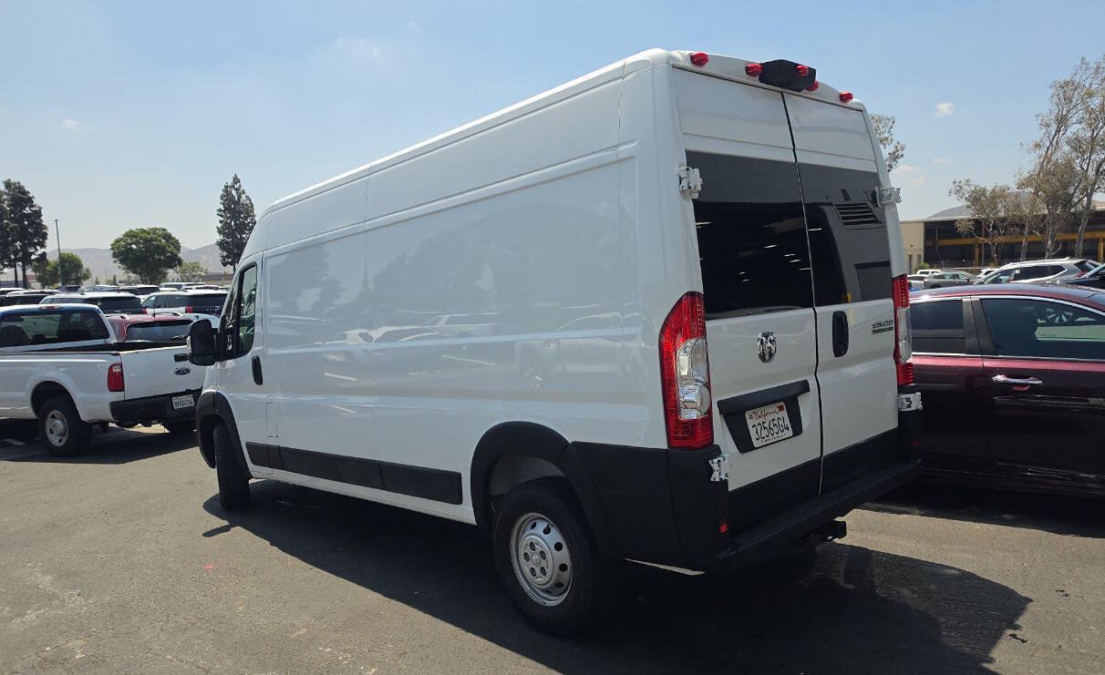 Used 2023 RAM ProMaster 2500 FWD image 4