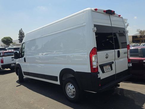 Used 2023 RAM ProMaster 2500 FWD image 4