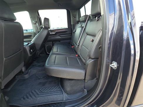 Used 2024 Chevrolet Silverado 2500 LT w/ Texas Edition AWD/4WD image 17