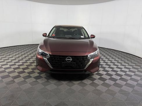Used 2025 Nissan Sentra SV w/ All-Weather Package FWD image 3