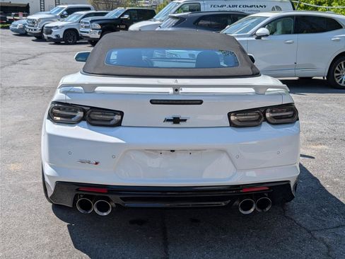 Used 2021 Chevrolet Camaro ZL1 RWD image 4