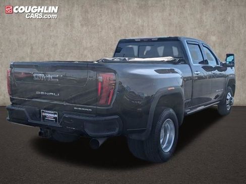Certified 2024 GMC Sierra 3500 Denali Ultimate image 9