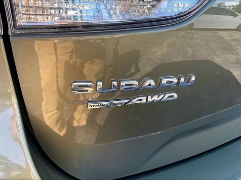 Certified 2023 Subaru Forester Premium AWD/4WD image 35