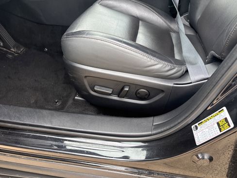 Used 2024 MAZDA CX-30 AWD 2.5 S w/ Premium Package image 19