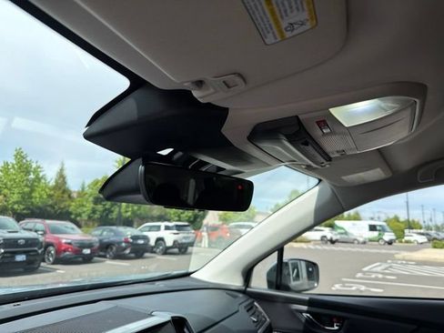 Used 2023 Subaru Ascent Premium w/ Convenience Package AWD/4WD image 11