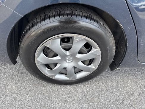 Used 2014 MAZDA MAZDA3 i Sport image 9