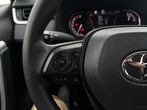 Used 2024 Toyota RAV4 XLE image 23