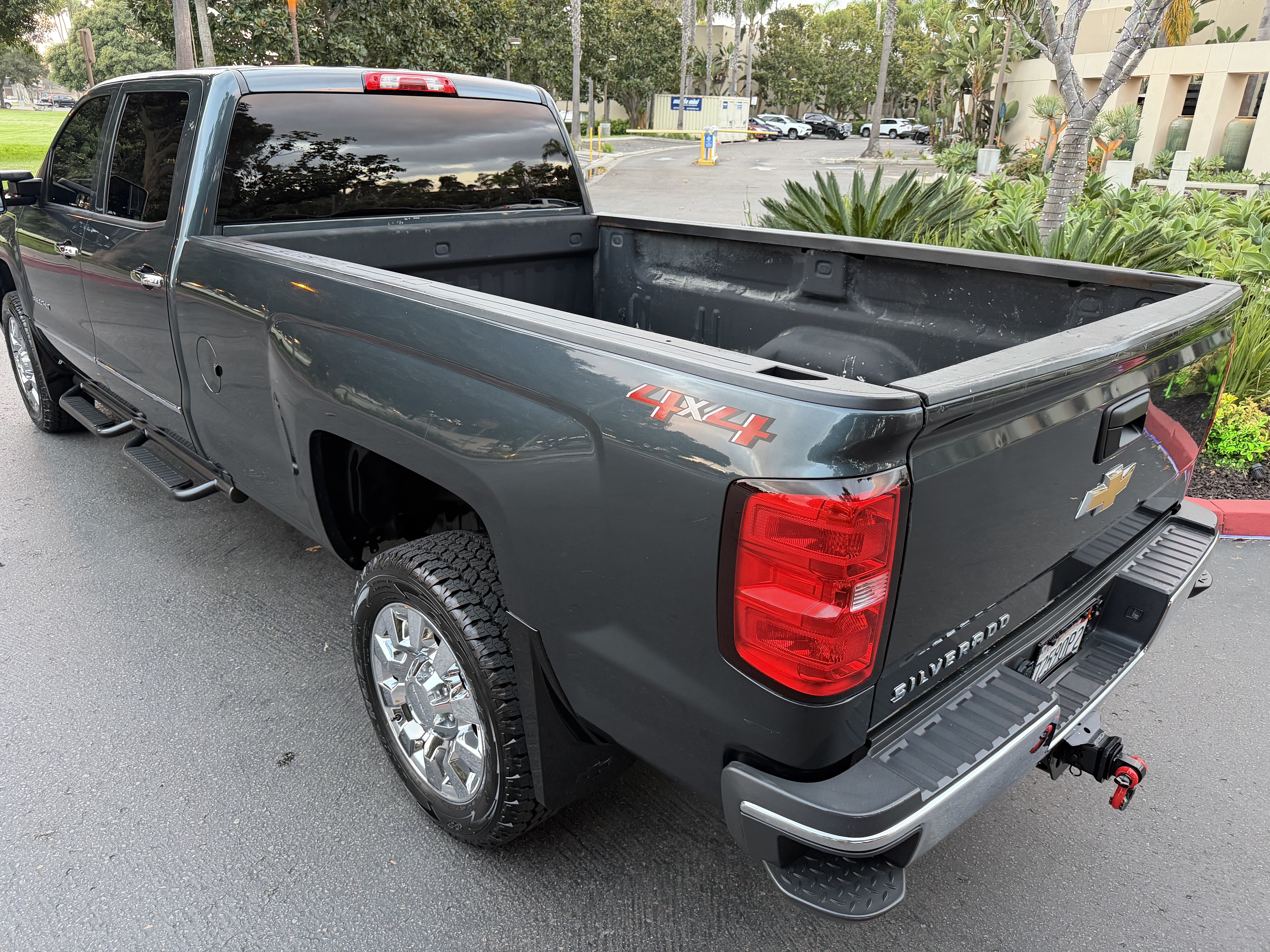 Used 2019 Chevrolet Silverado 2500 W/T w/ WT Convenience Package AWD/4WD image 6