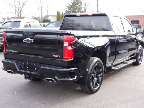 Used 2024 Chevrolet Silverado 1500 RST AWD/4WD image 4