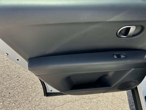 Used 2025 Hyundai Ioniq 5 SEL RWD image 23