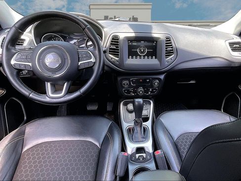 Used 2021 Jeep Compass Latitude w/ Convenience Group AWD/4WD image 15