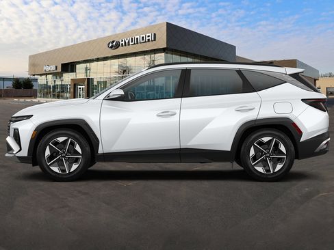 Certified 2025 Hyundai Tucson SEL image 3