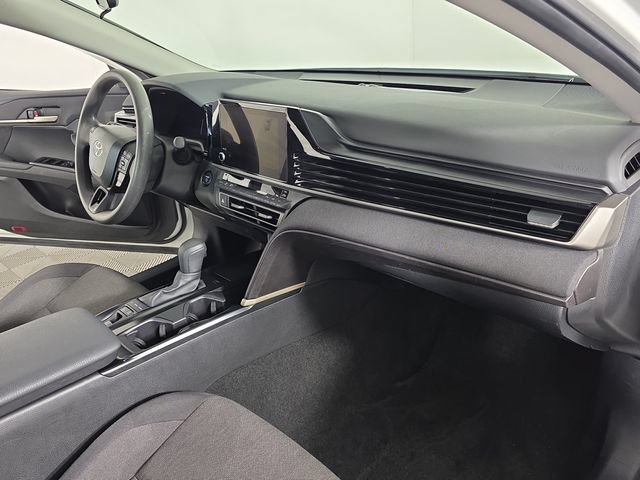 Used 2025 Toyota Camry LE FWD image 25