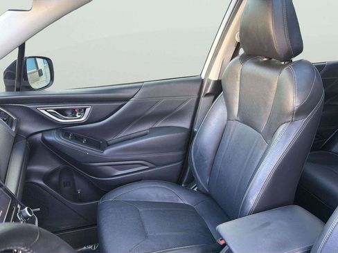 Used 2019 Subaru Forester Touring AWD/4WD image 13