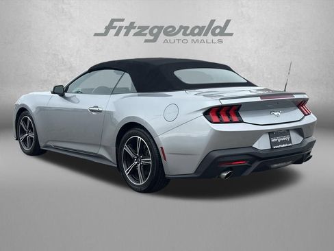 Used 2024 Ford Mustang Premium RWD image 7