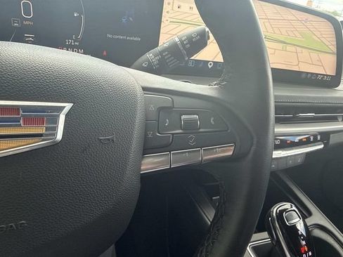 Certified 2025 Cadillac XT4 Premium Luxury AWD/4WD image 67