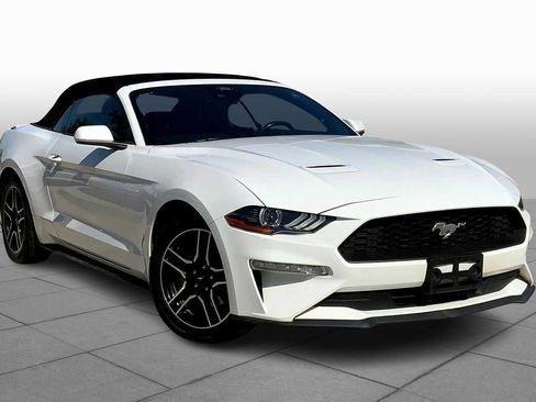Used 2022 Ford Mustang Premium image 3