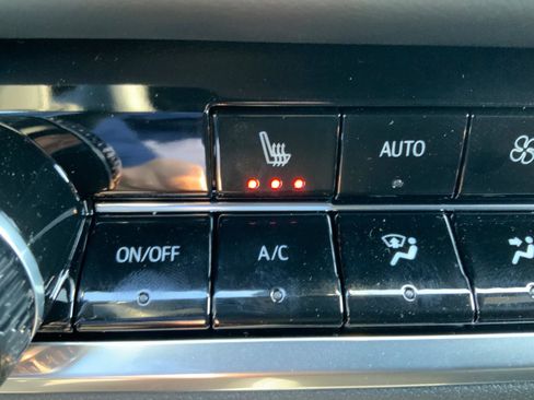 New 2026 Chevrolet Equinox LT w/ Convenience Package II image 24