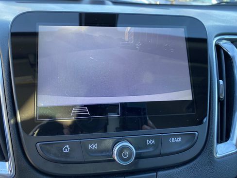 Used 2021 Chevrolet Malibu LT image 11