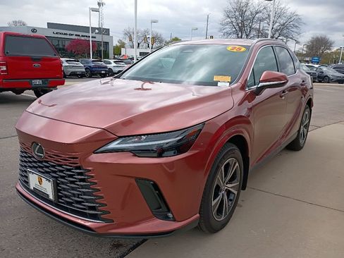 Used 2025 Lexus RX 350 Premium w/ Accessory Package FWD image 4