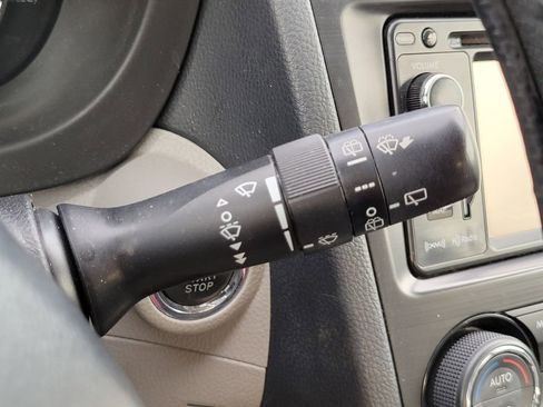 Used 2015 Subaru Forester 2.5i Touring w/ Eyesight & Navigation System image 30