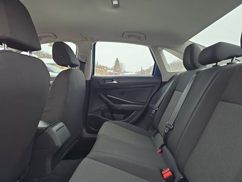 Used 2019 Volkswagen Jetta S image 24