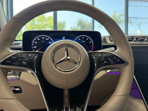 Used 2022 Mercedes-Benz S 580 4MATIC Sedan image 19