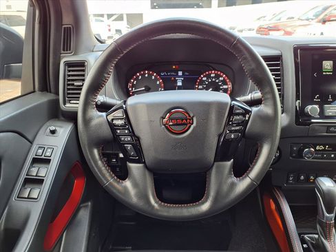 Used 2023 Nissan Frontier PRO-4X w/ Pro-4X Premium Package image 14