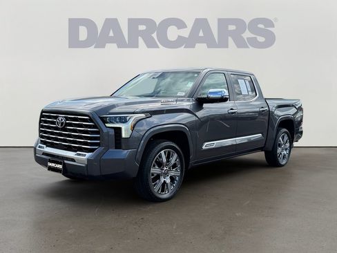 Used 2025 Toyota Tundra Capstone AWD/4WD image 3