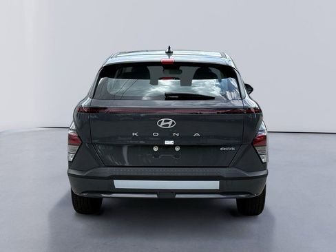New 2025 Hyundai Kona SE FWD image 4
