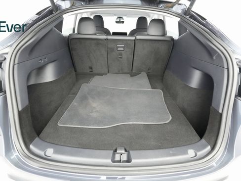 Used 2020 Tesla Model Y Performance image 23