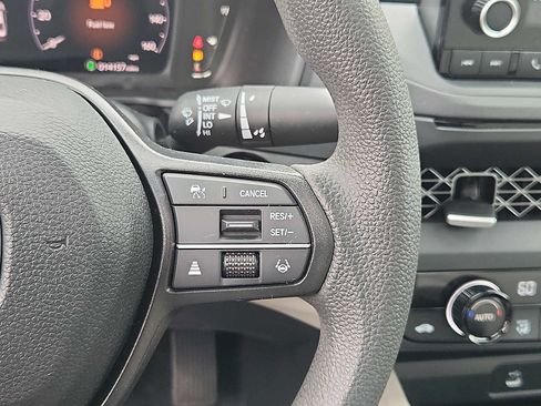 Certified 2023 Honda Accord EX image 21