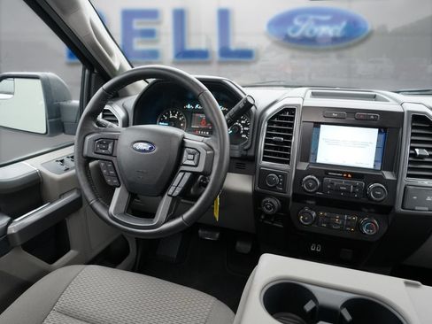 Used 2019 Ford F150 XLT w/ Equipment Group 302A Luxury AWD/4WD image 23