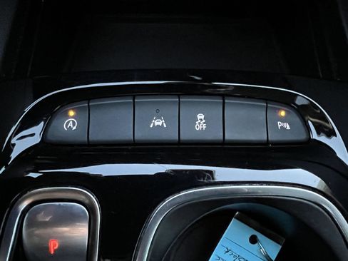 Used 2021 Buick Envision Essence w/ Technology Package I image 38