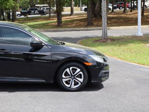 Used 2018 Honda Civic LX image 11