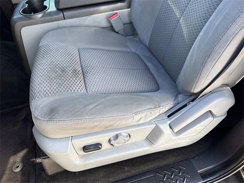 Used 2013 Ford F150 XLT w/ Luxury Equipment Group image 16
