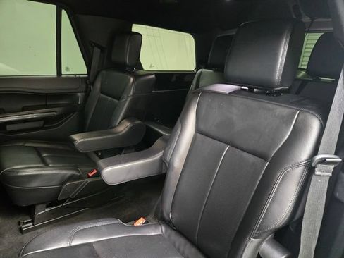 Used 2021 Ford Expedition XLT RWD image 19