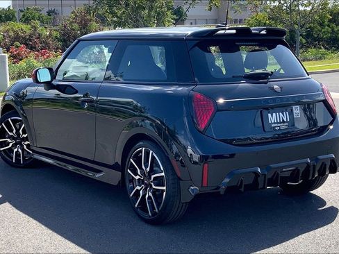 New 2026 MINI Cooper S image 3