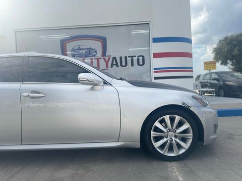 Used 2009 Lexus IS 250 image 16