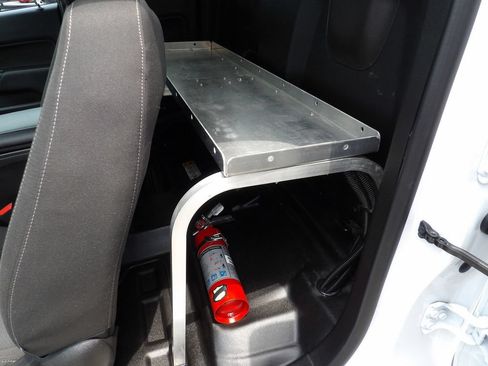 Used 2022 Chevrolet Colorado LT w/ Fleet Safety Package RWD image 28